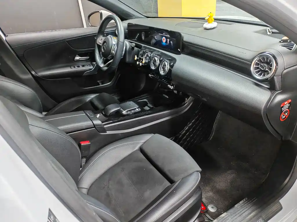 Mercedes-Benz A-Class — миниатюра 10