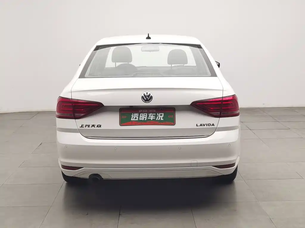 Volkswagen Lavida — миниатюра 4