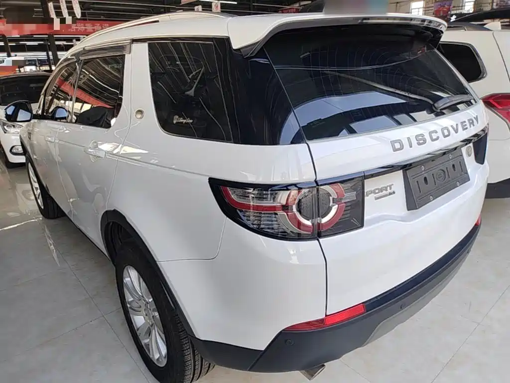 Land Rover Discovery Sport — миниатюра 5