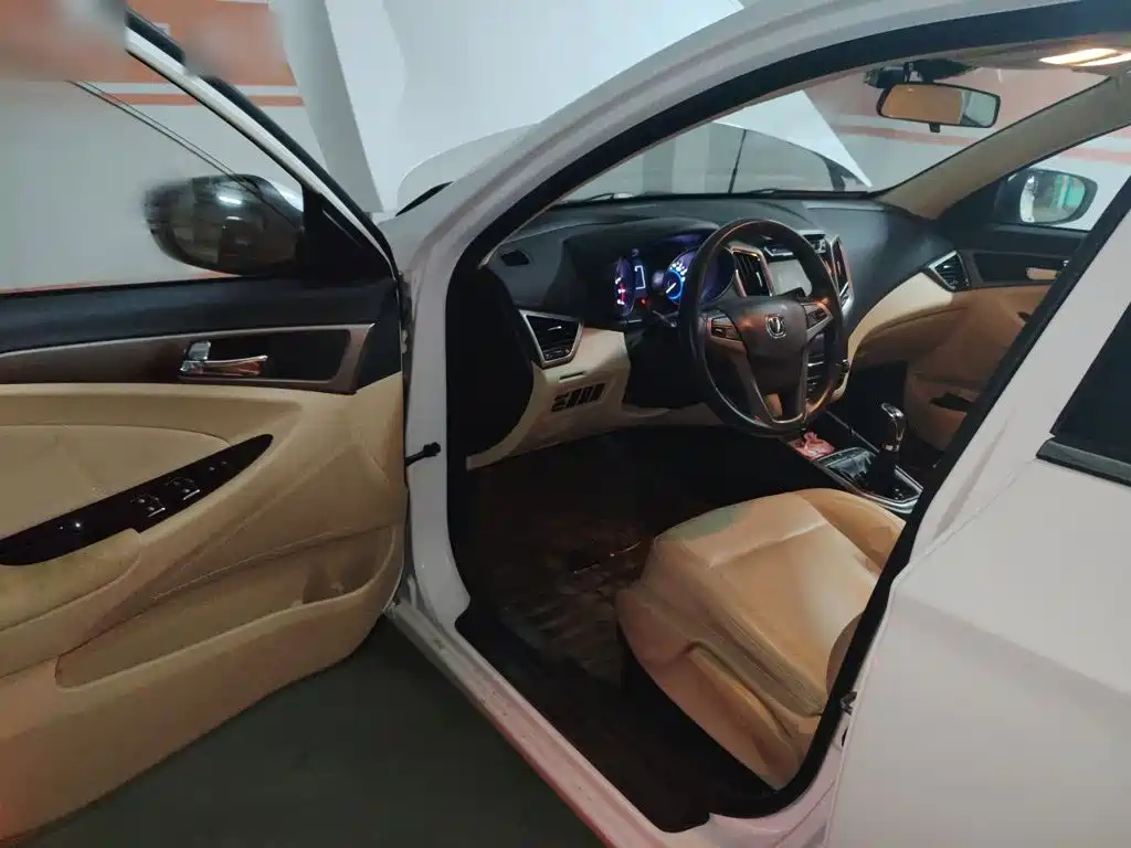 Changan Eado — миниатюра 17