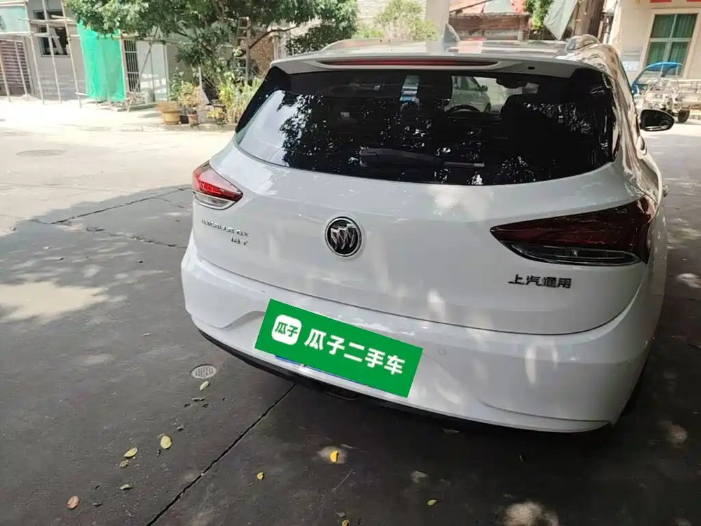 Buick Excelle — миниатюра 6
