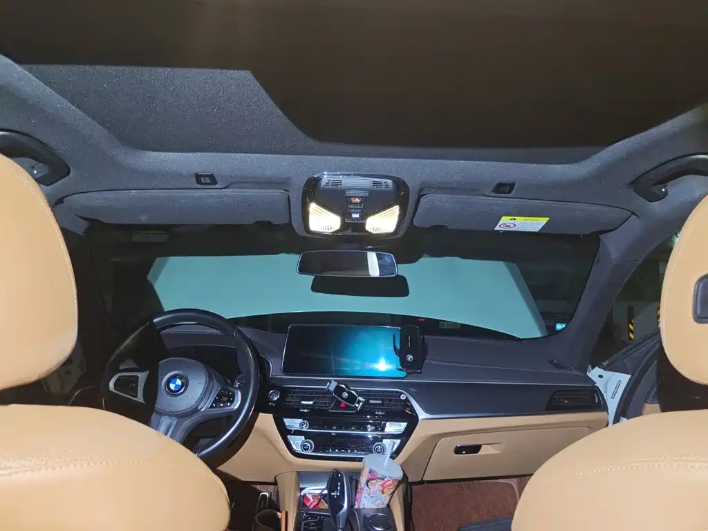 BMW 5 Series (Import) — миниатюра 9