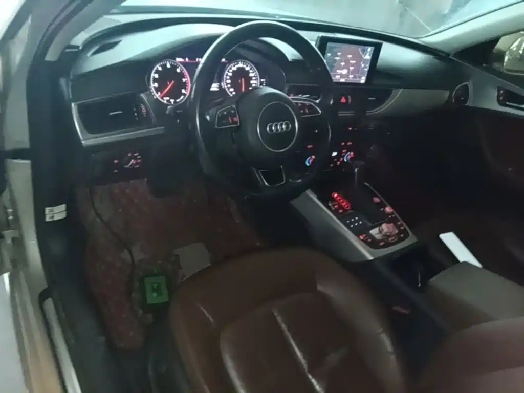 Audi A6L — миниатюра 10