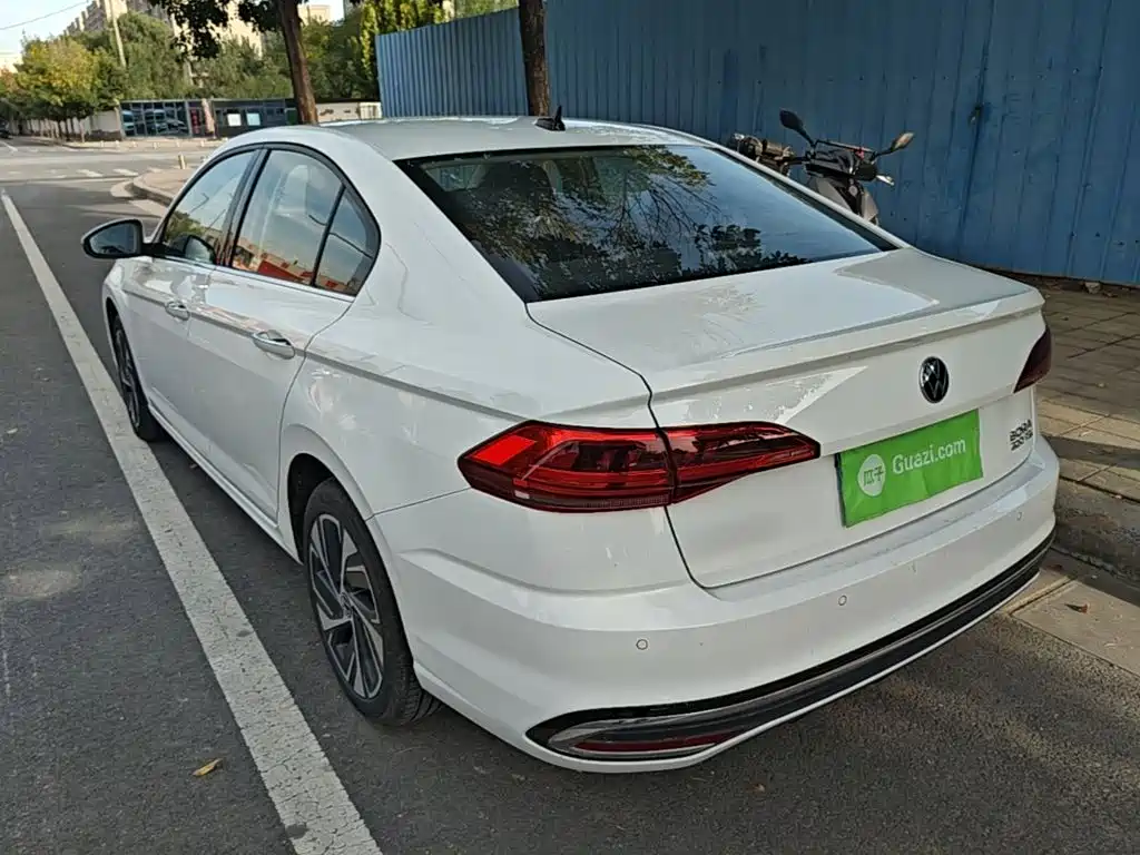 Volkswagen Bora — миниатюра 5
