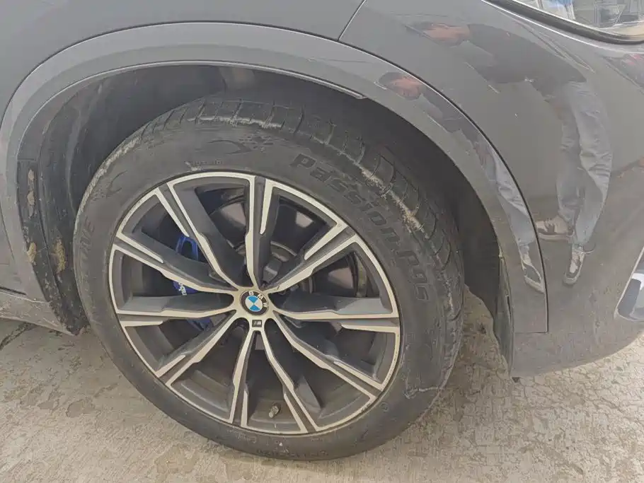 BMW X5 (Import) — миниатюра 6