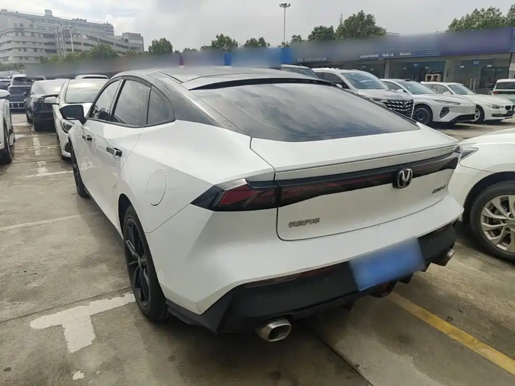 Changan UNI-V — миниатюра 5