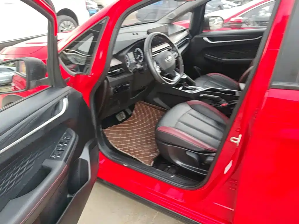 Geely Vision X3 — миниатюра 16