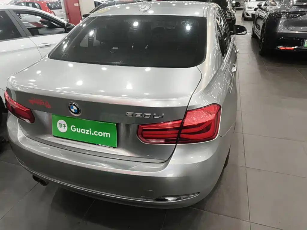 BMW 3 Series — миниатюра 6