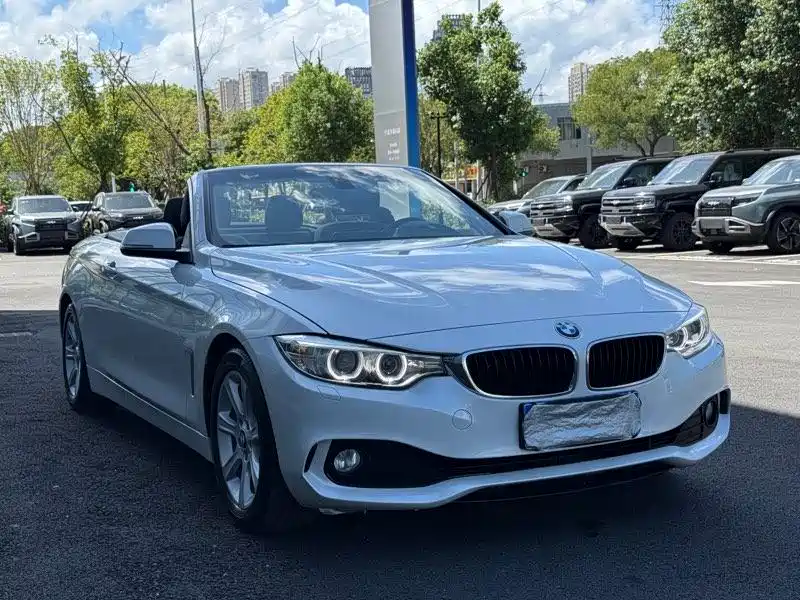 BMW 4 SERIES