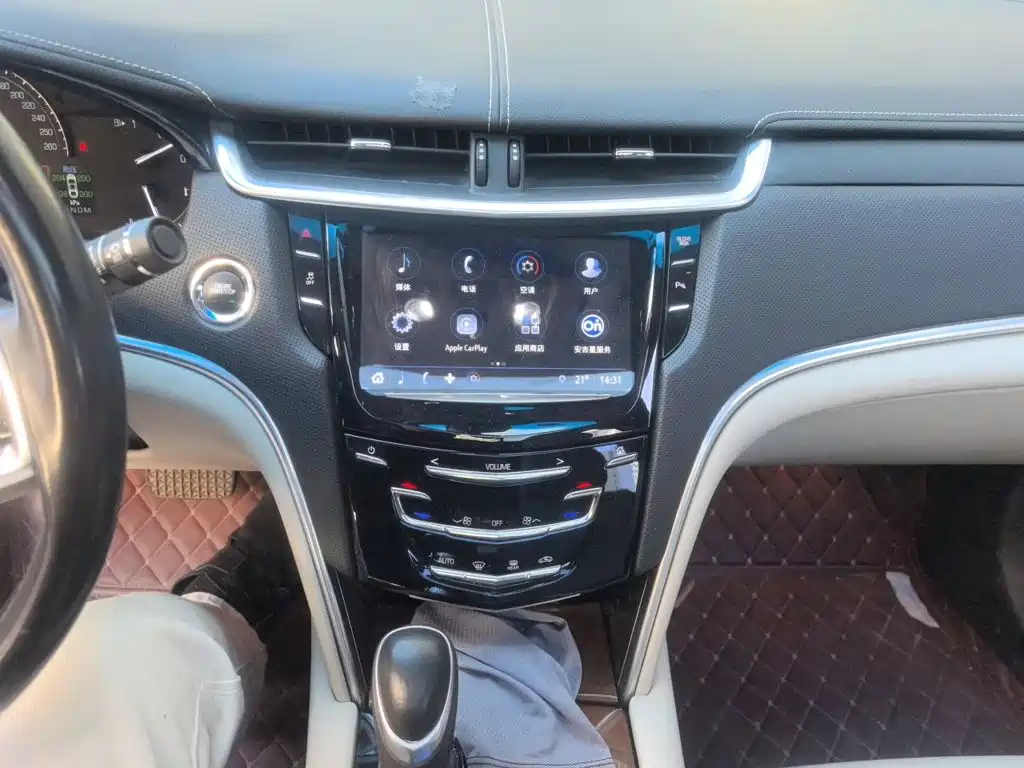 Cadillac XTS — миниатюра 9