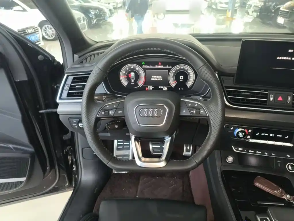 Audi Q5L — миниатюра 11