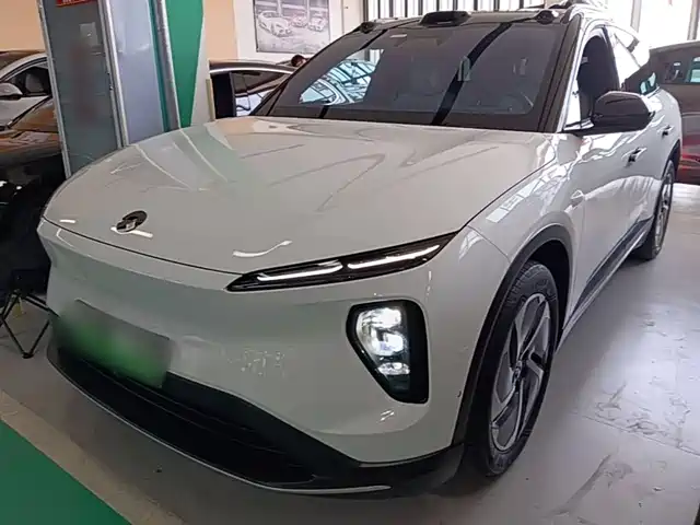 2024 Nio ES6