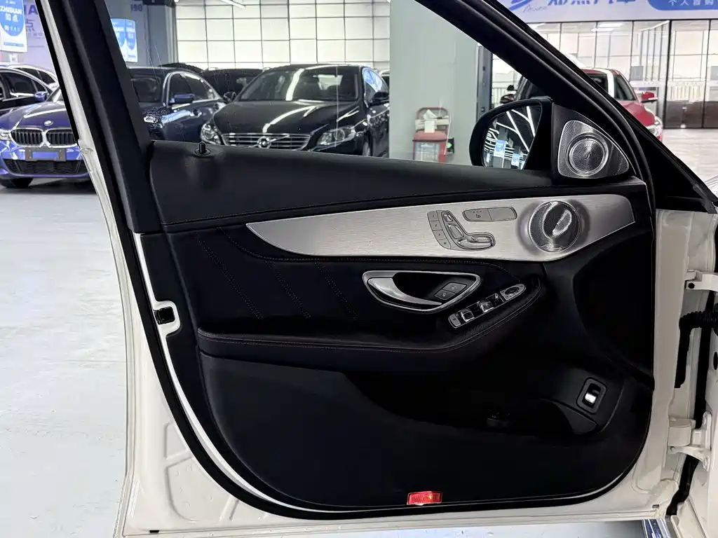 MERCEDES-BENZ C CLASS AMG