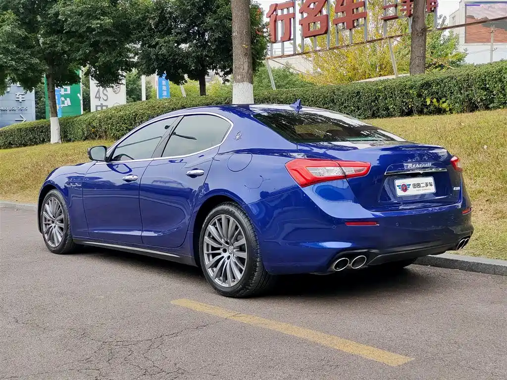 MASERATI GHIBLI