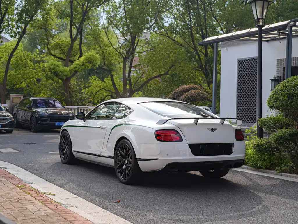 Bentley Continental — миниатюра 11