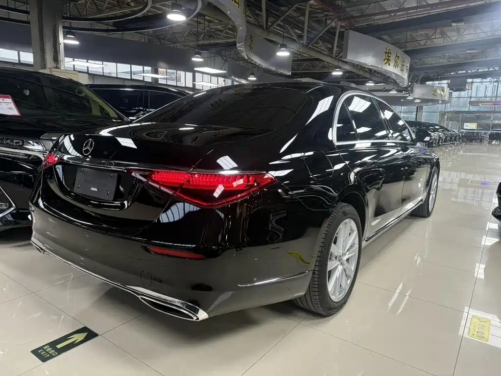 MERCEDES-BENZ S CLASS