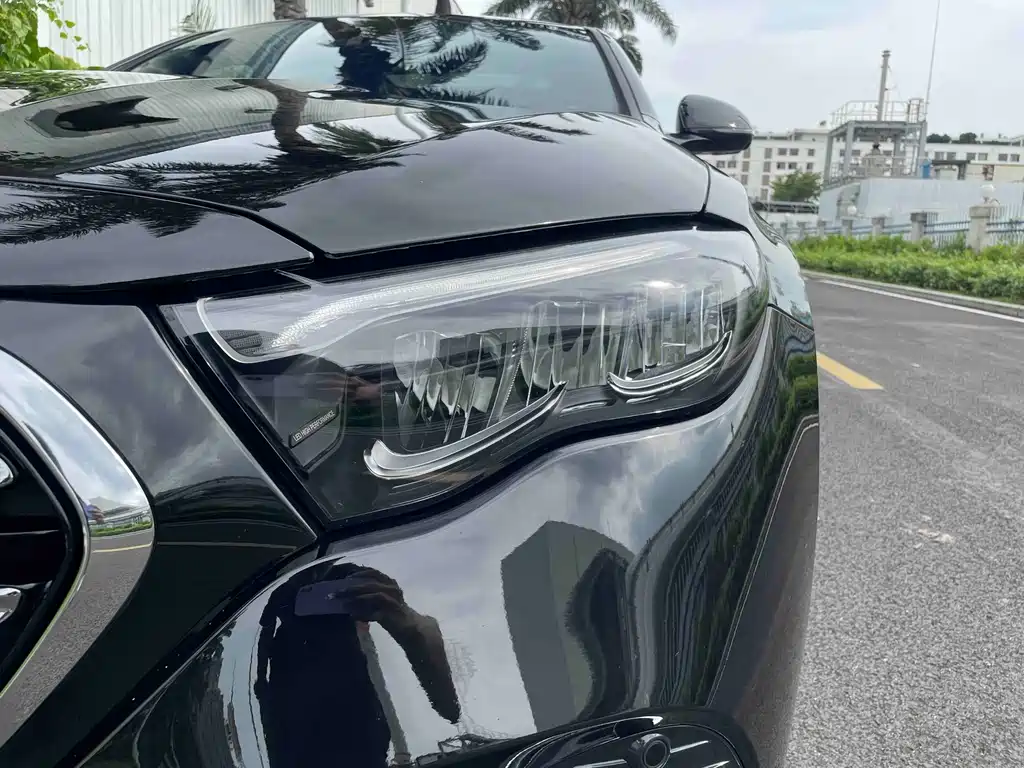 Mercedes-Benz E-Class New Energy — миниатюра 14