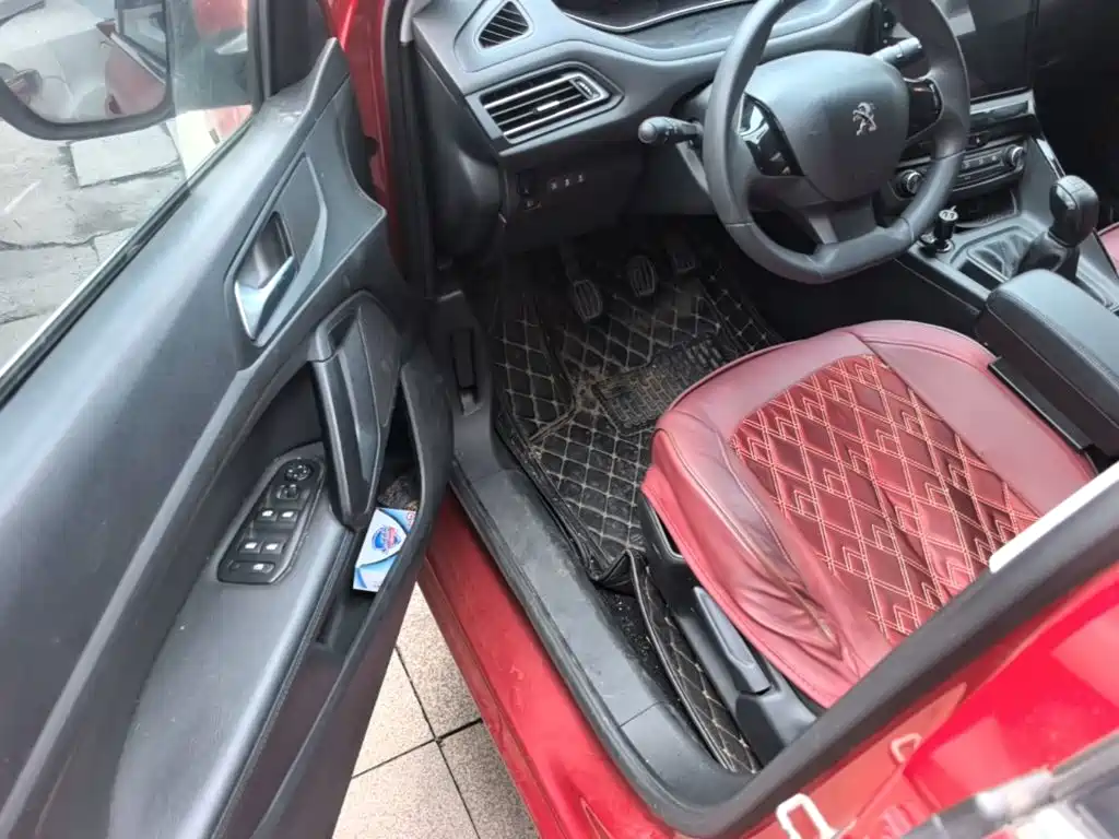 Peugeot 308 — миниатюра 16