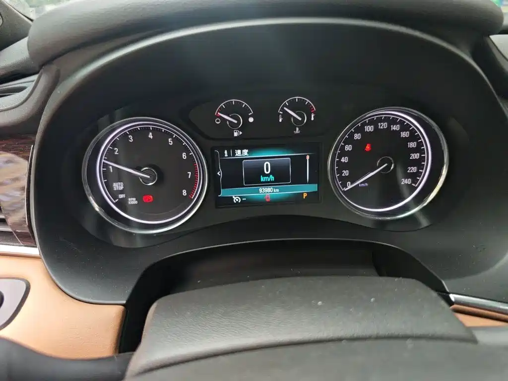 Buick LaCrosse — миниатюра 5
