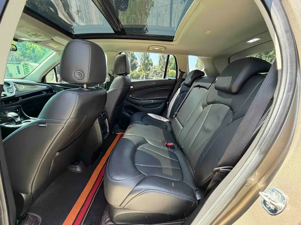 Buick Envision Plus — миниатюра 5