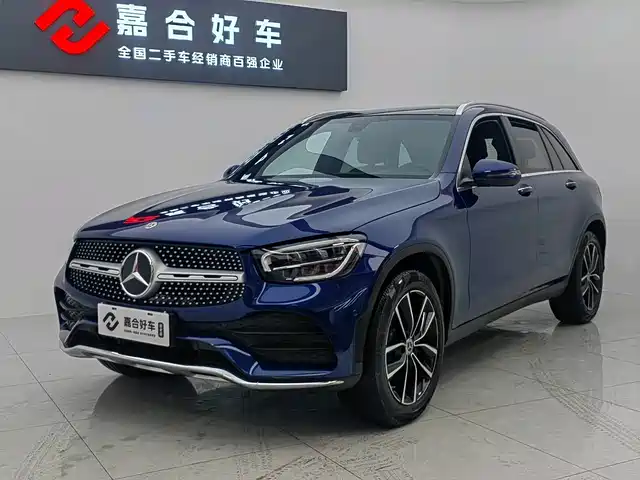 MERCEDES-BENZ GLC