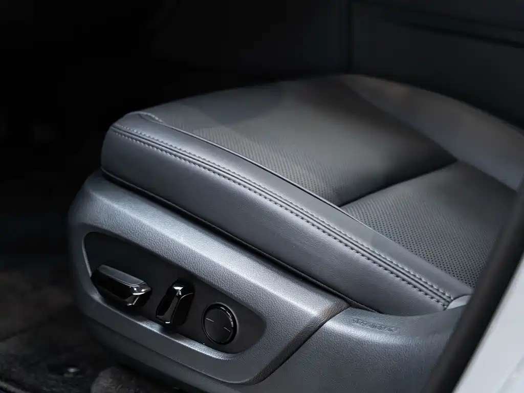 Lexus GX — миниатюра 22