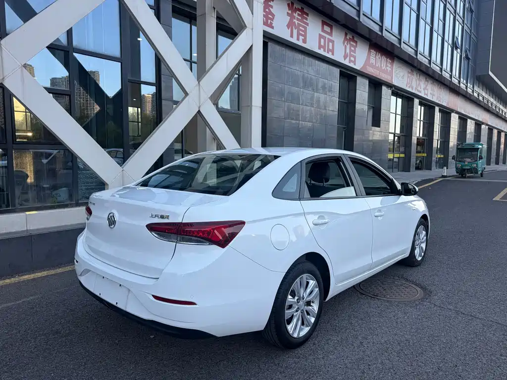 Buick Excelle — миниатюра 21