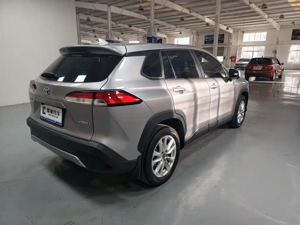 Toyota Corolla Cross — миниатюра 4