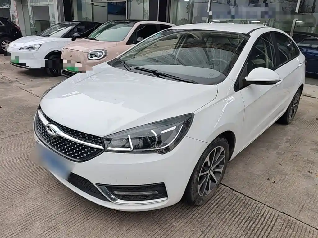 Chery Arrizo 5