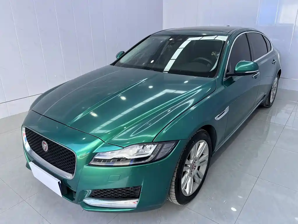 Купить Jaguar XFL