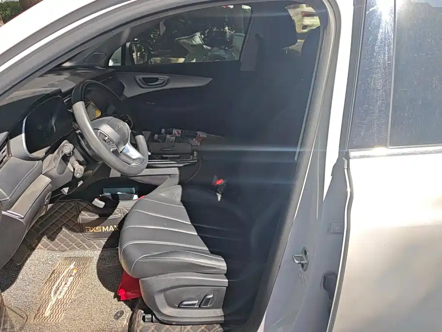 Roewe RX5 MAX — миниатюра 9