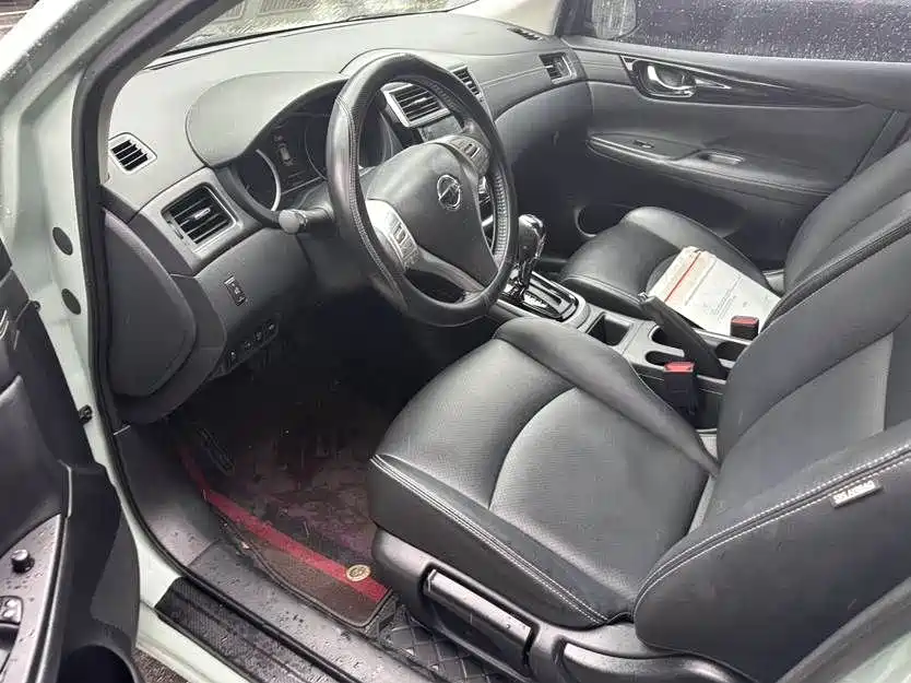 Nissan Tiida — миниатюра 5