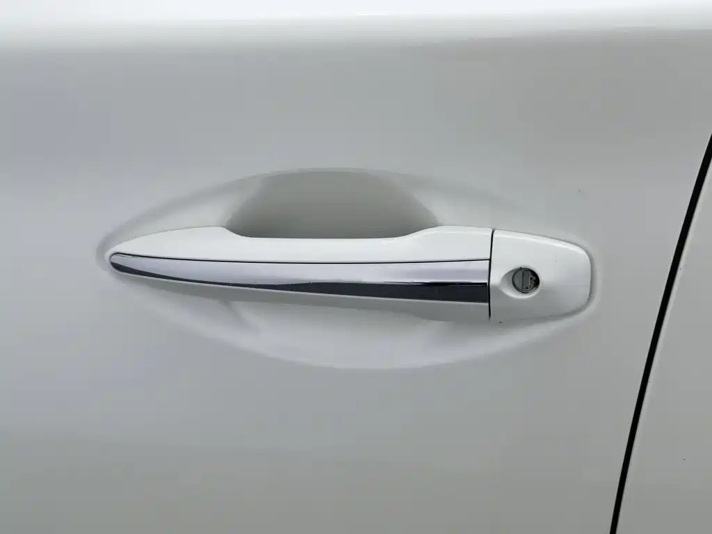 Infiniti Q50L — миниатюра 18