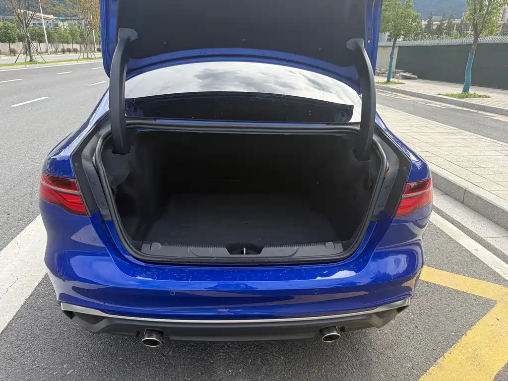 Jaguar XEL — миниатюра 20