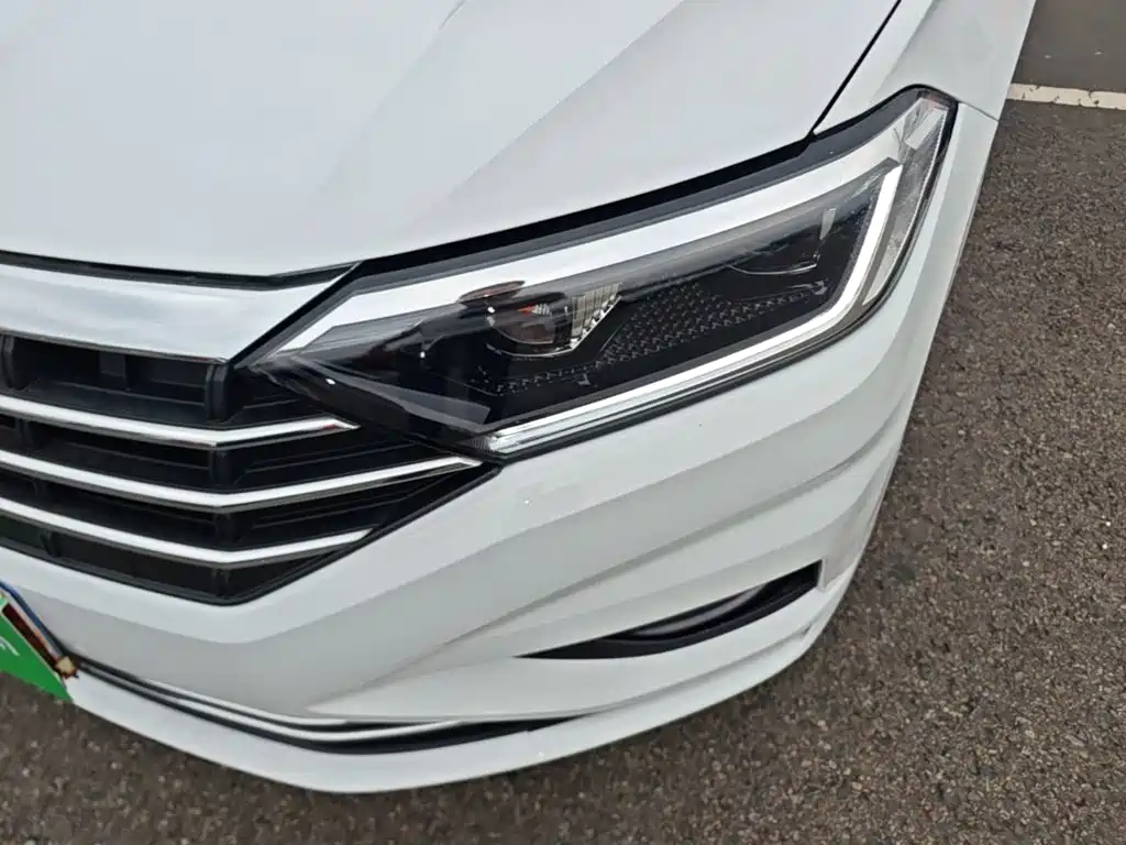 Volkswagen Sagitar — миниатюра 24