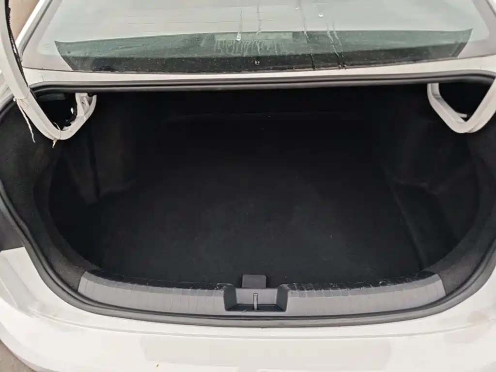 Volkswagen Sagitar — миниатюра 19
