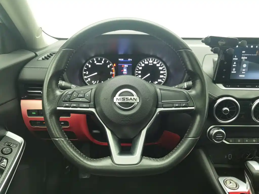 Nissan Sylphy — миниатюра 11