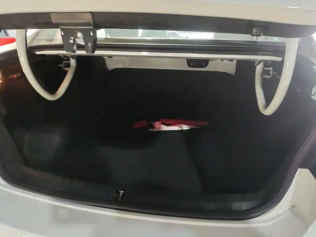Volkswagen Bora — миниатюра 19
