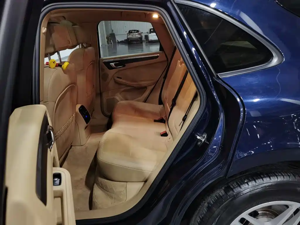 Porsche Macan — миниатюра 15