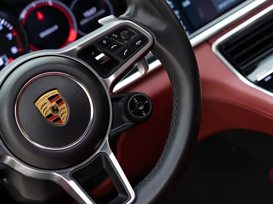 Porsche Panamera — миниатюра 19