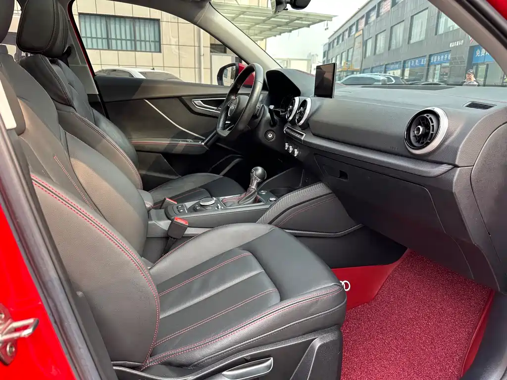 Audi Q2L — миниатюра 9