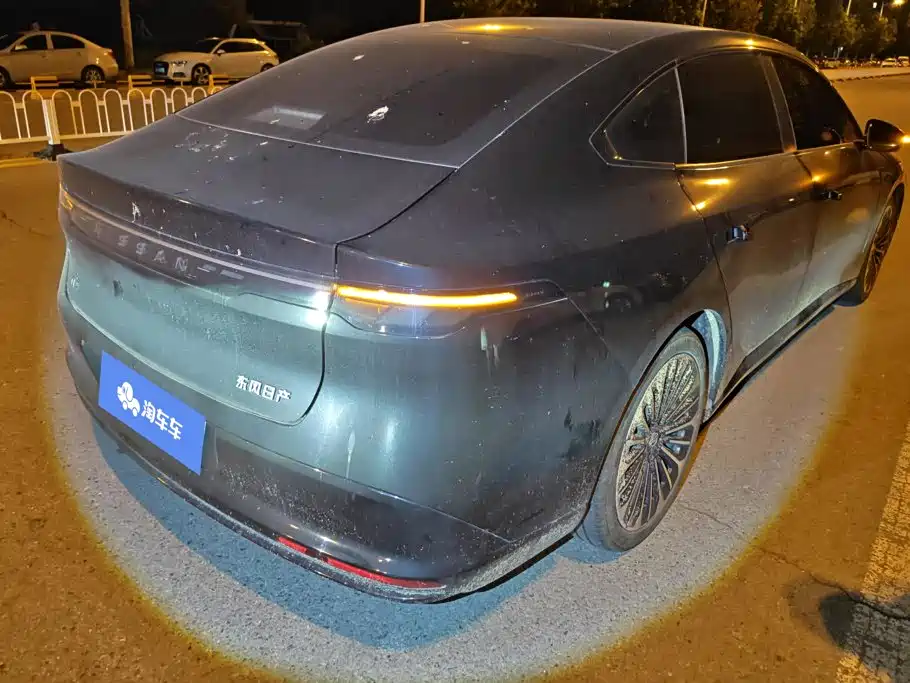 Nissan N7 2025 Черный из Китая