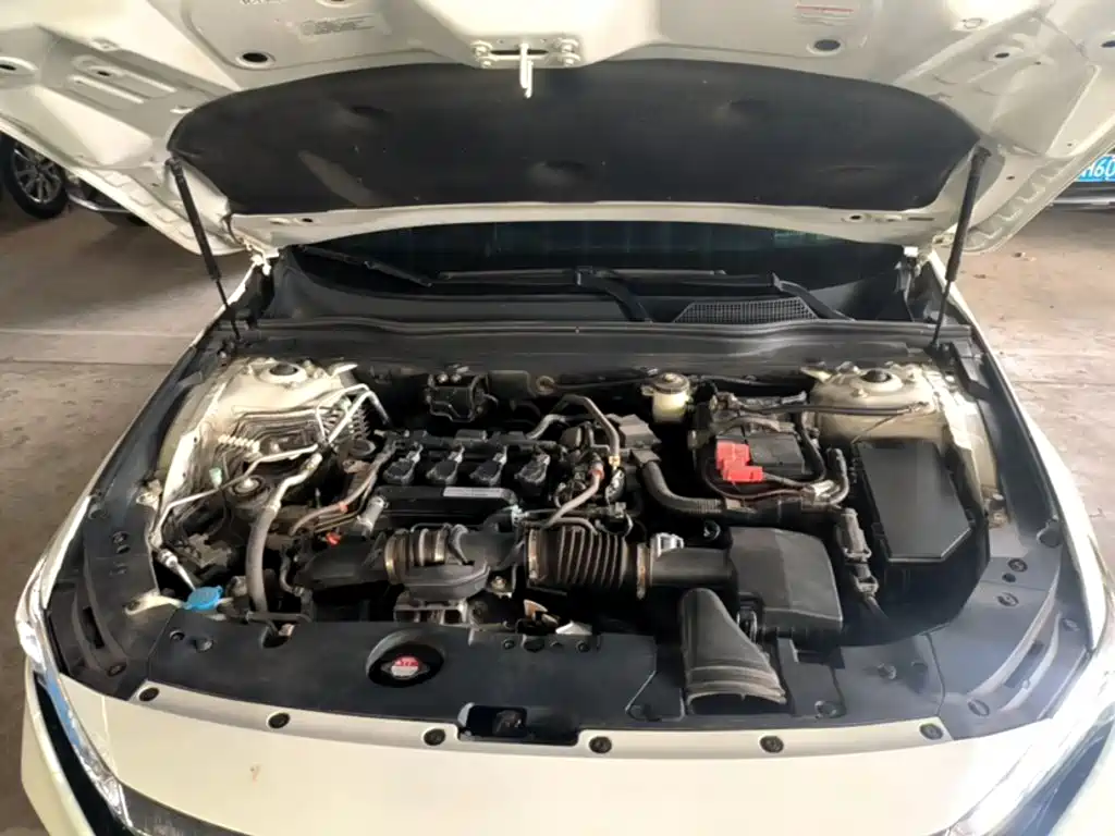 Honda Accord — миниатюра 13