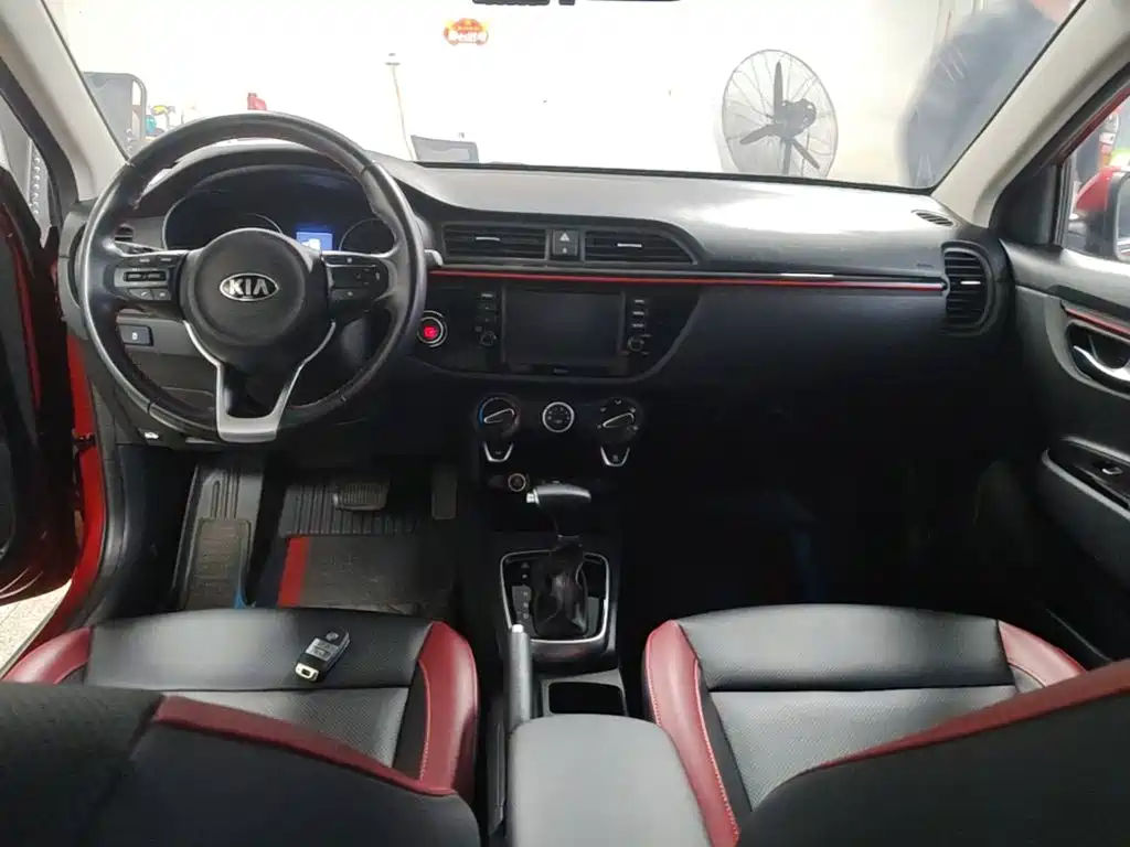 Kia KX Cross — миниатюра 10