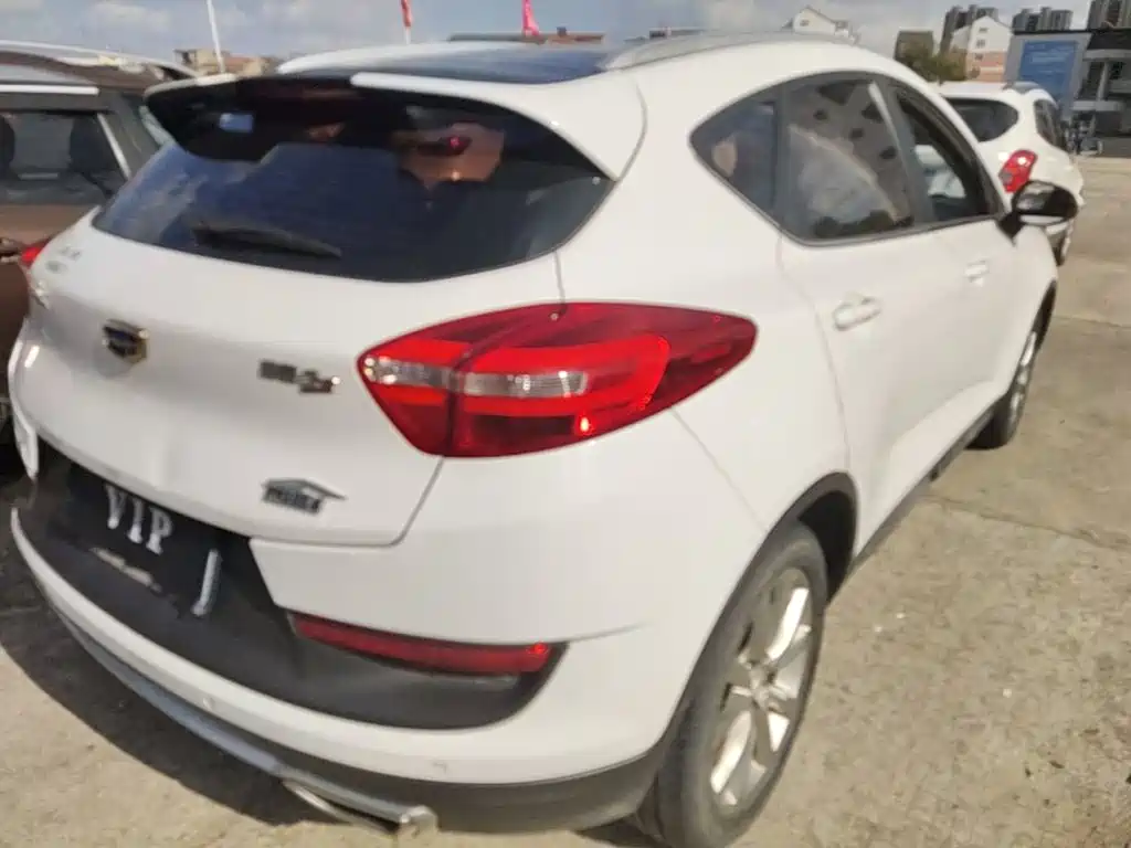 Geely Emgrand GS — миниатюра 8