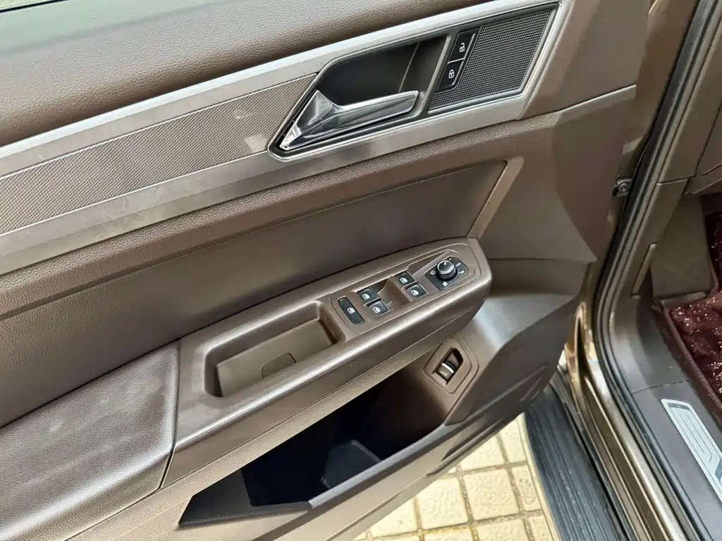 Volkswagen Teramont — миниатюра 23