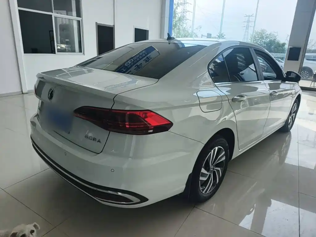 Volkswagen Bora — миниатюра 7