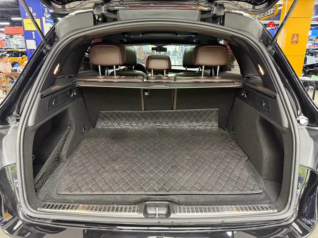Mercedes-Benz GLC — миниатюра 12