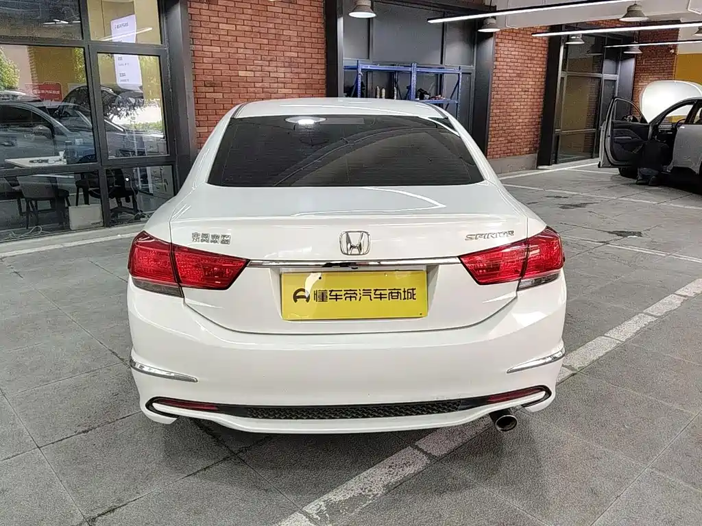 Honda Spirior — миниатюра 8