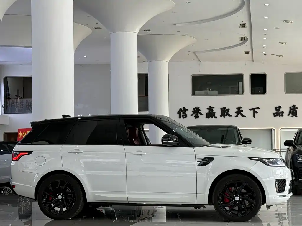 Land Rover Range Rover Sport 2019 3.0 L6 HSE DYNAMIC